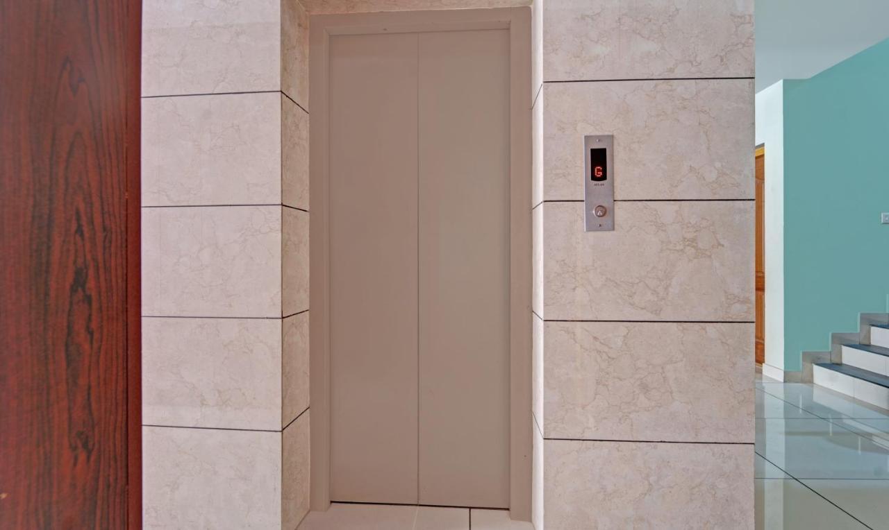 Sreepathi Nirmalyam 400 Mts From Guruvayoor Temple Hotel Guruvayur Ngoại thất bức ảnh